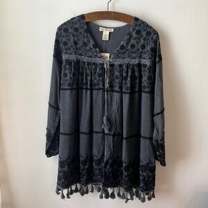 Indigo Thread Co NWT Open Front Tie Closure Cardigan.  Size Medium.